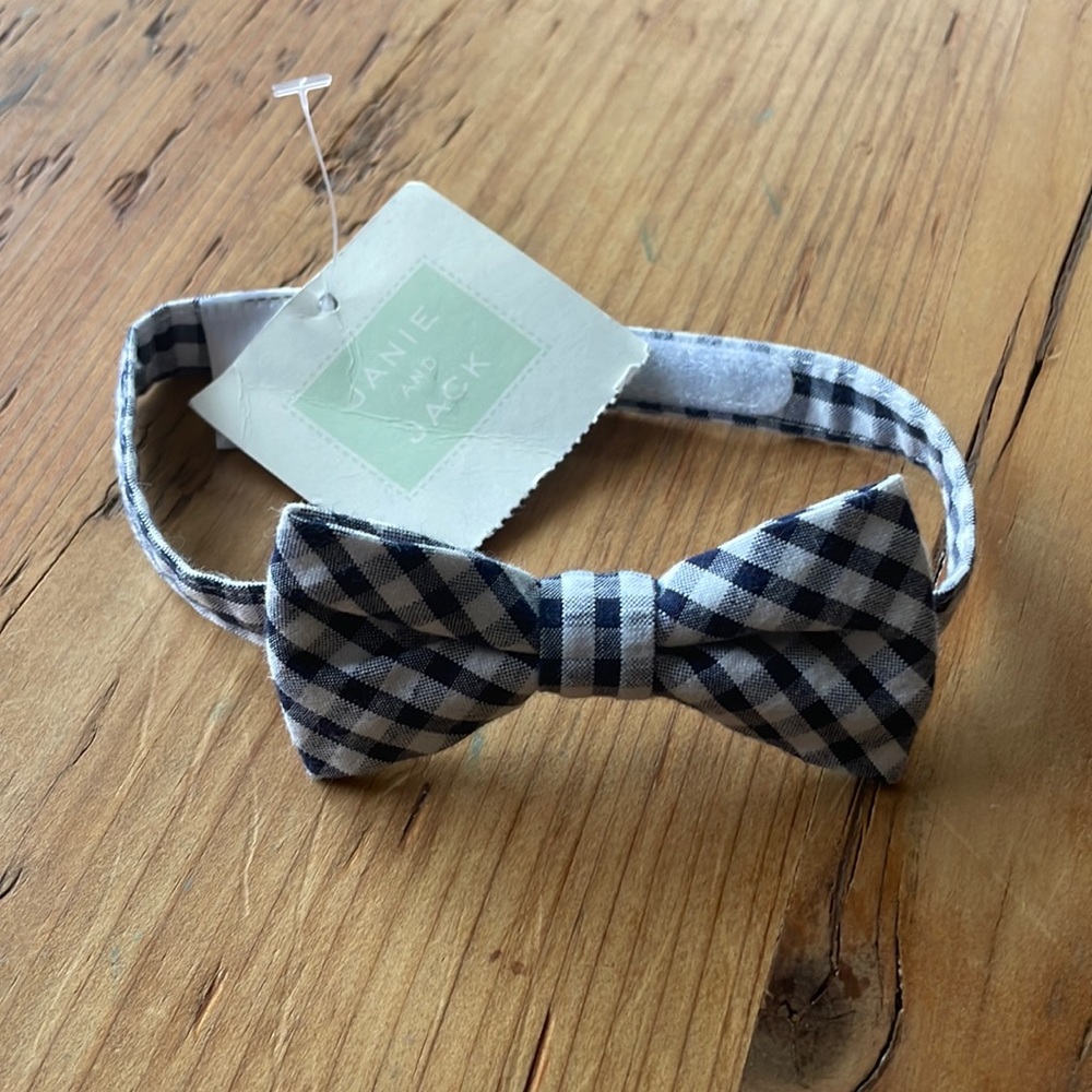 NWT-Janie and Jack- infant/toddler bow tie